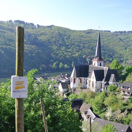 Ferienwohnung Am Fluss Klotten Exterior foto