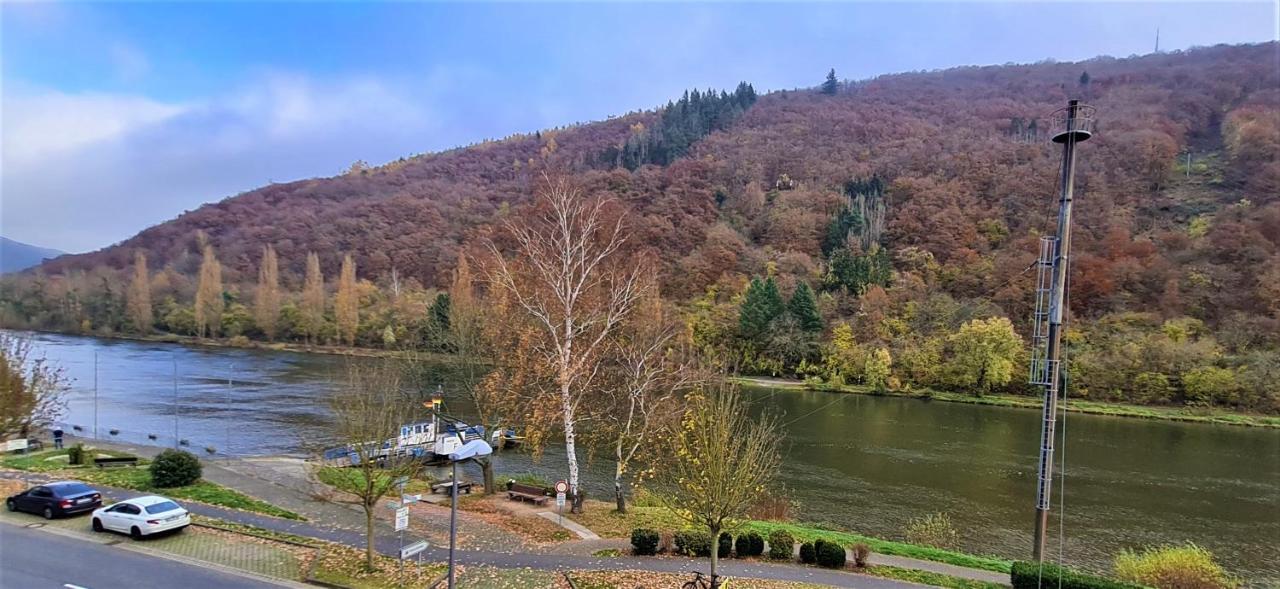 Ferienwohnung Am Fluss Klotten Exterior foto